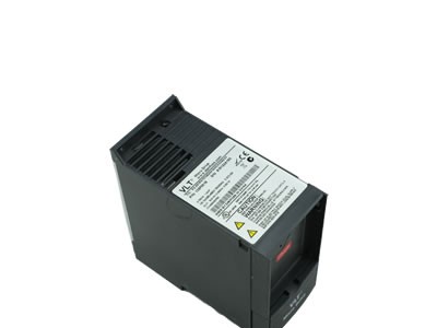 DANFOSS丹佛斯 132F0018 变频器 380V 0.75KW图2